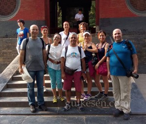 Luoyang'daki ekibimiz. Yanımdaki Çinli hanım, rehberimiz Lisa.